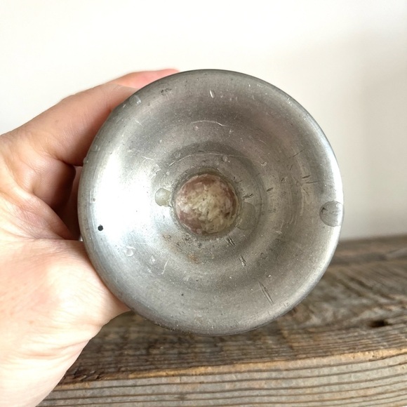 Pewter candlesticks set of two - Picture 5 of 6